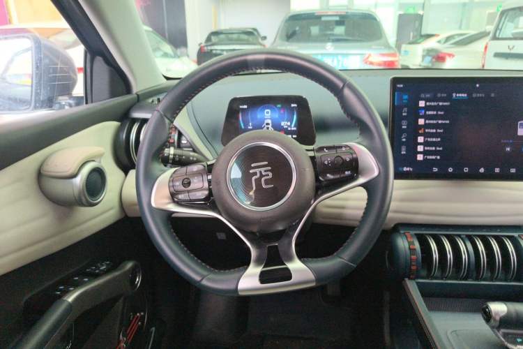 Used BYD Yuan PLUS 2023 Champion Edition 430KM Leading Model Steering Wheel