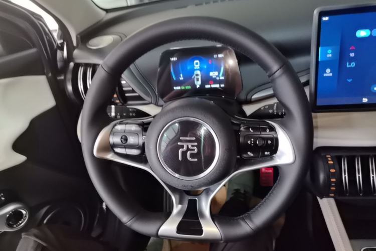Used BYD Yuan PLUS 2023 Champion Edition 430KM Superior Model Steering Wheel