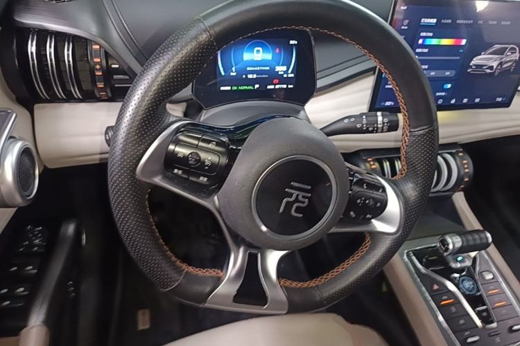 Used BYD Yuan PLUS 2023 Champion Edition 430KM Leading Model Steering Wheel