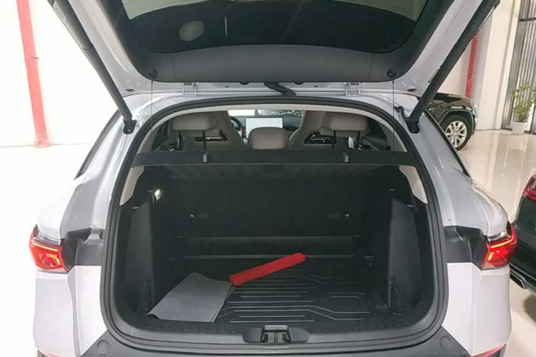 Used BYD Yuan PLUS 2023 Champion Edition 510KM Excellence Model Trunk