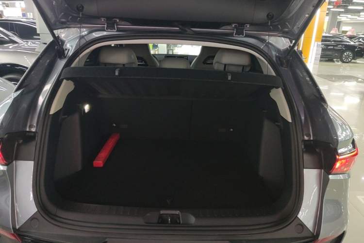 Used BYD Yuan PLUS 2023 Champion Edition 510KM Superior Model Trunk