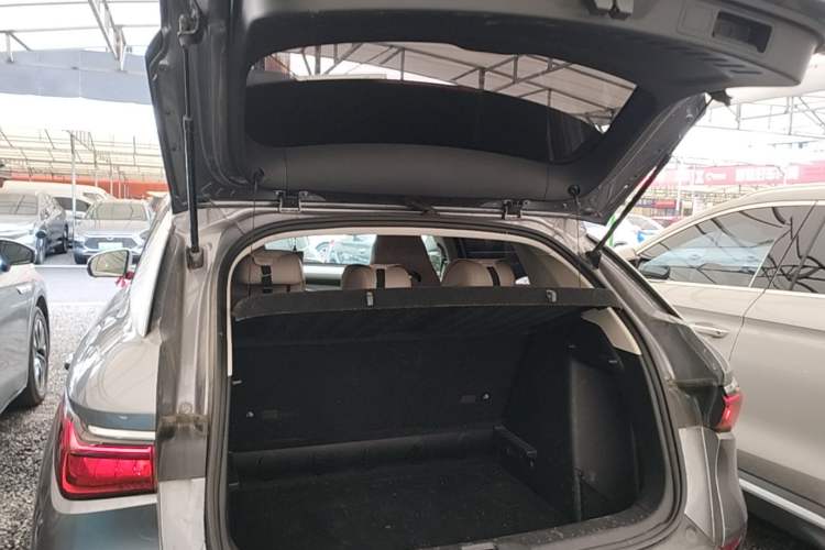 Used BYD Yuan PLUS 2023 Champion Edition 430KM Superior Model Trunk