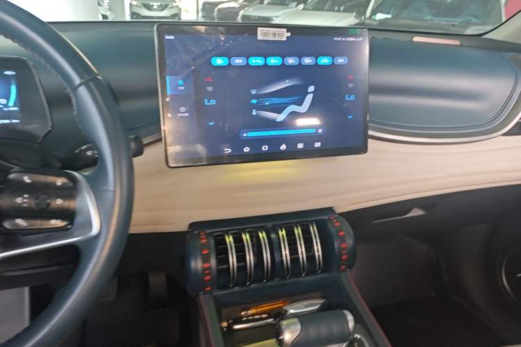 Used BYD Yuan PLUS 2023 Champion Edition 430KM Superior Model Audio And AC Panel