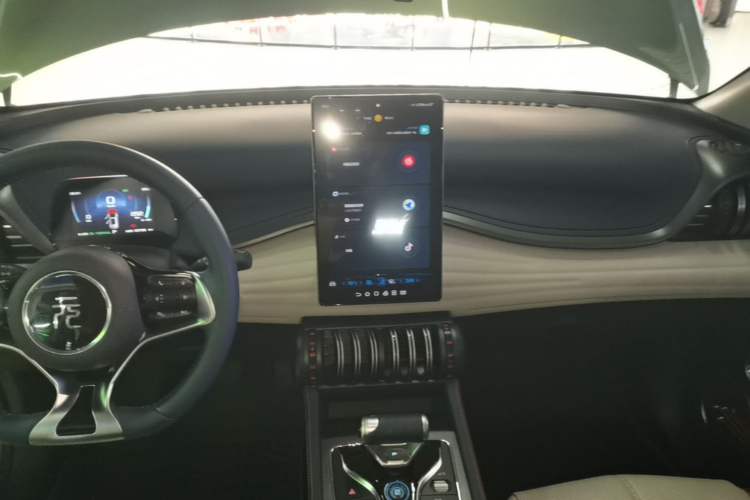 Used BYD Yuan PLUS 2023 Champion Edition 510KM Leading Model Audio And AC Panel