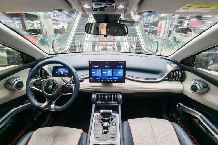 Used BYD Yuan PLUS 2023 Champion Edition 510KM Leading Model Center Console