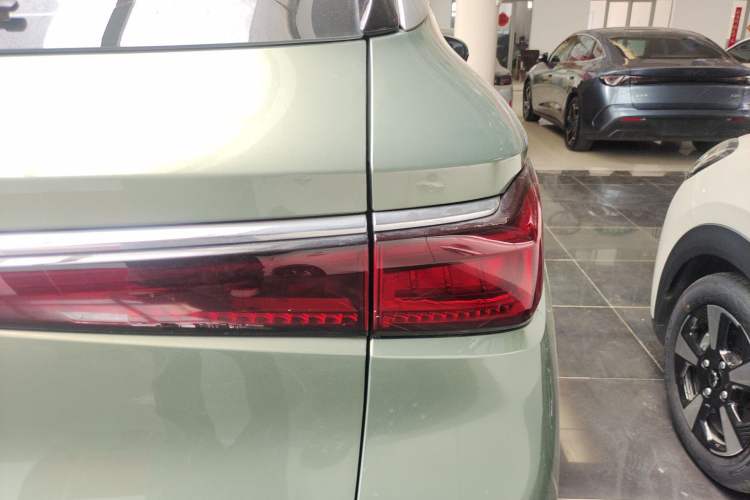 Used BYD Yuan PLUS 2023 Champion Edition 430KM Superior Model Exterior 3