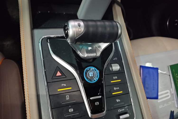 Used BYD Yuan PLUS 2023 Champion Edition 430KM Superior Model Gear Lever