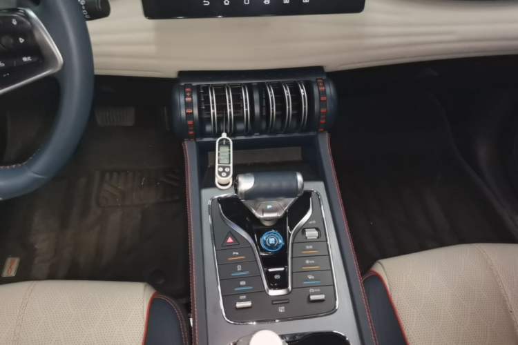 Used BYD Yuan PLUS 2023 Champion Edition 510KM Leading Model Gear Lever