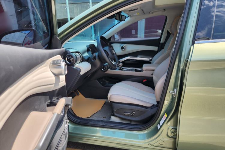 Used BYD Yuan PLUS 2023 Champion Edition 510KM Superior Model Interior 2