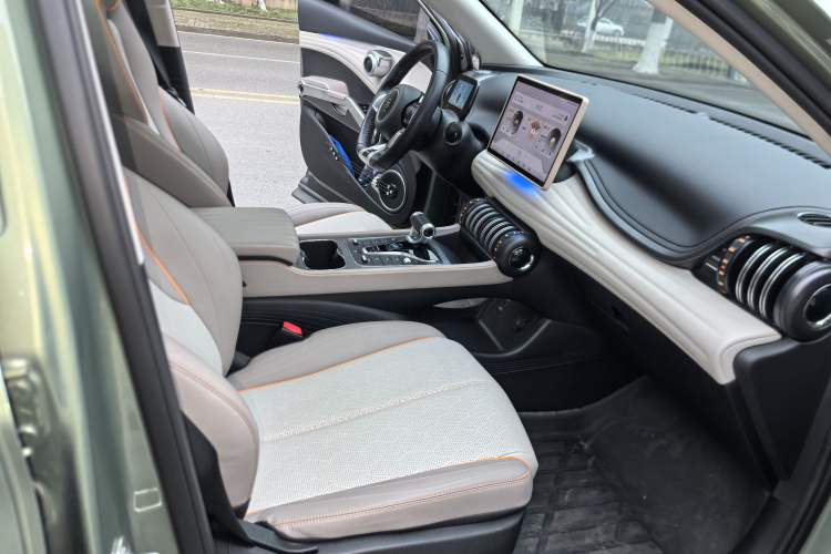 Used BYD Yuan PLUS 2023 Champion Edition 510KM Superior Model Interior 5