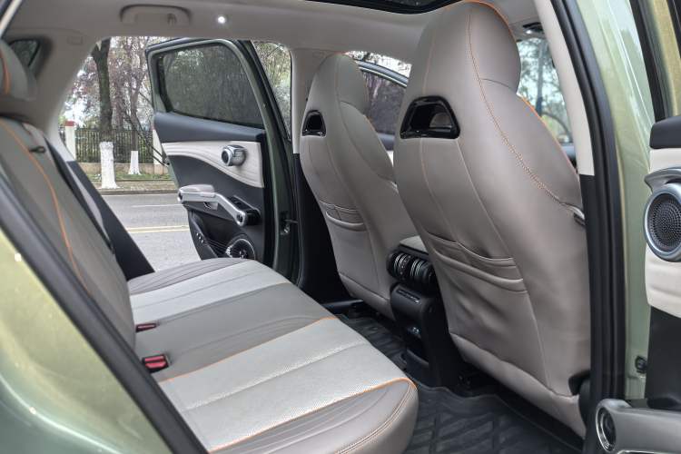 Used BYD Yuan PLUS 2023 Champion Edition 510KM Superior Model Interior 6