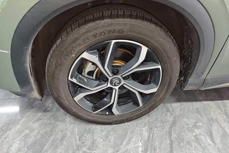 Used BYD Yuan PLUS 2023 Champion Edition 430KM Superior Model Left Front Wheel Hub