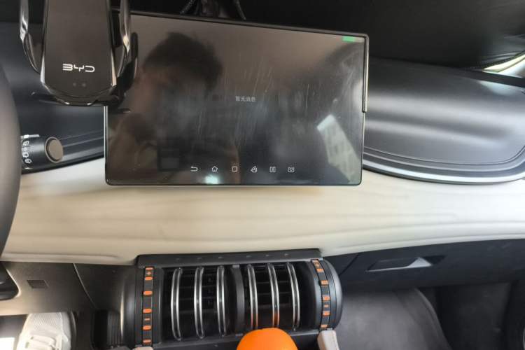 Used BYD Yuan PLUS 2023 Champion Edition 510KM Leading Model Audio And AC Panel