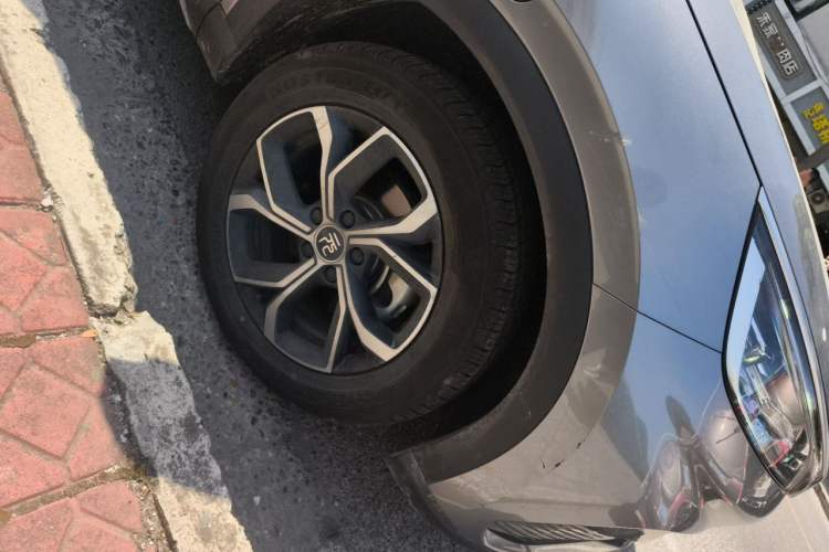 Used BYD Yuan PLUS 2023 Champion Edition 510KM Leading Model Right Front Wheel Hub