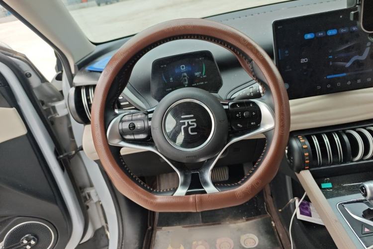 Used BYD Yuan PLUS 2023 Champion Edition 430KM Superior Model Steering Wheel