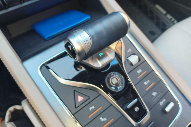 Used BYD Yuan PLUS 2023 Champion Edition 510KM Superior Model Gear Lever