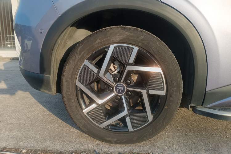 Used BYD Yuan PLUS 2023 Champion Edition 510KM Excellence Model Right Rear Wheel Hub