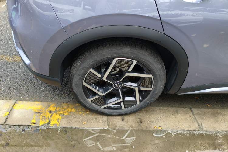 Used BYD Yuan PLUS 2023 Champion Edition 510KM Superior Model Right Rear Wheel Hub