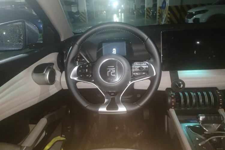 Used BYD Yuan PLUS 2023 Champion Edition 510KM Superior Model Steering Wheel