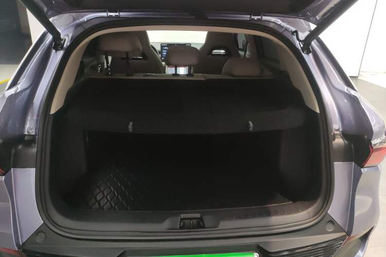 Used BYD Yuan PLUS 2023 Champion Edition 510KM Excellence Model Trunk