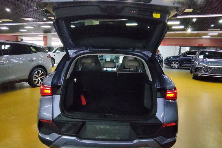 Used BYD Yuan PLUS 2023 Champion Edition 510KM Excellence Model Trunk