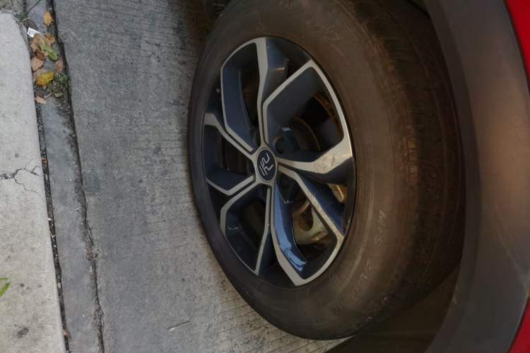 Used BYD Yuan PLUS 2023 Champion Edition 430KM Leading Model Right Front Wheel Hub