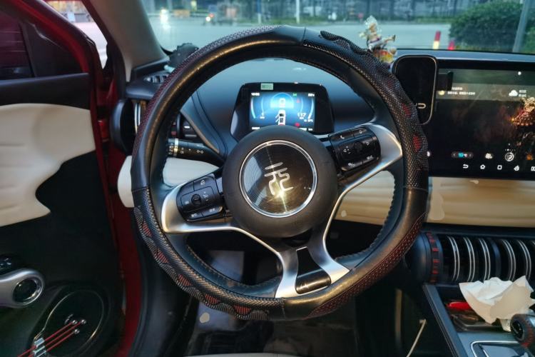 Used BYD Yuan PLUS 2023 Champion Edition 430KM Leading Model Steering Wheel