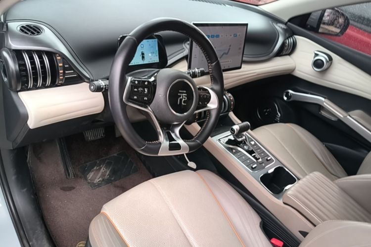 Used BYD Yuan PLUS 2023 Champion Edition 430KM Superior Model Center Console