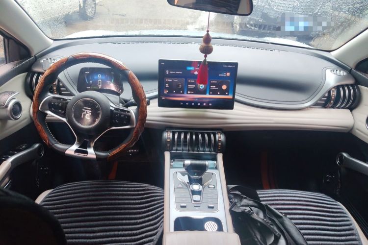 Used BYD Yuan PLUS 2023 Champion Edition 430KM Leading Model Center Console