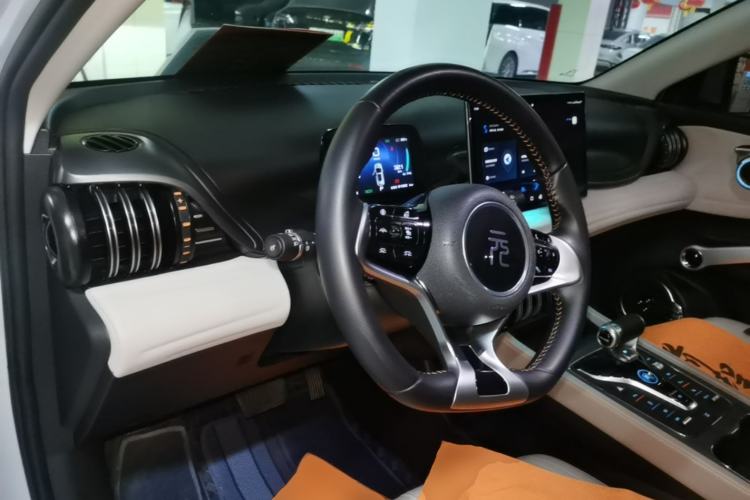 Used BYD Yuan PLUS 2023 Champion Edition 430KM Superior Model Center Console