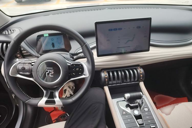 Used BYD Yuan PLUS 2023 Champion Edition 430KM Leading Model Center Console