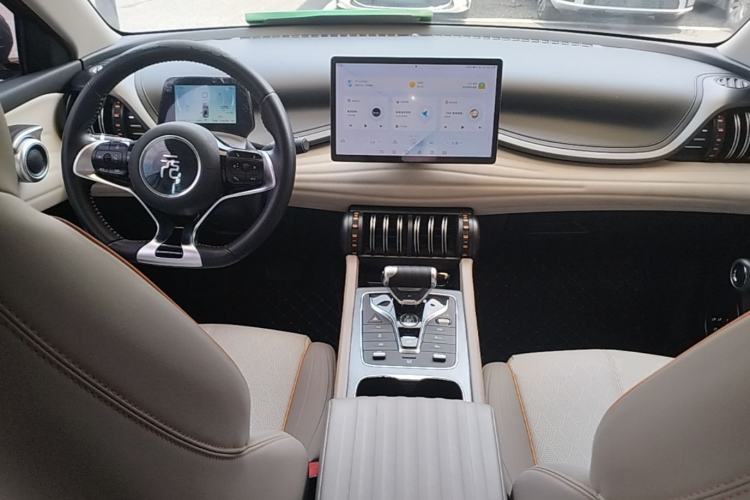 Used BYD Yuan PLUS 2023 Champion Edition 510KM Leading Model Center Console