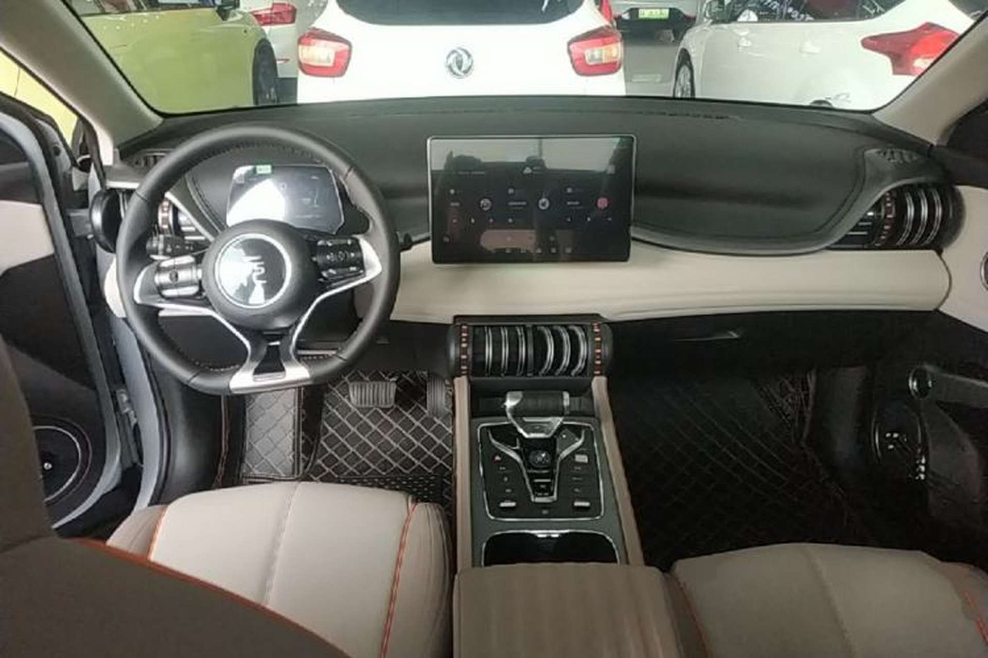 Used BYD Yuan PLUS 2023 Champion Edition 430KM Superior Model Center Console