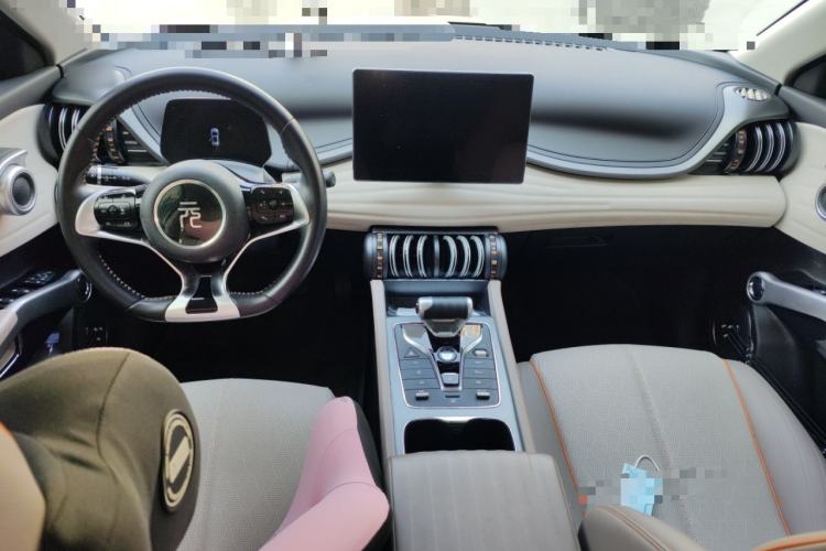 Used BYD Yuan PLUS 2023 Champion Edition 430KM Superior Model Center Console