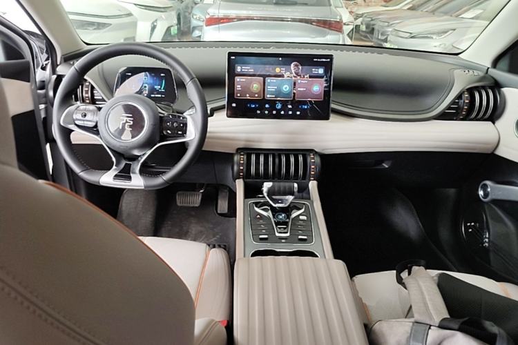 Used BYD Yuan PLUS 2023 Champion Edition 510KM Superior Model Center Console