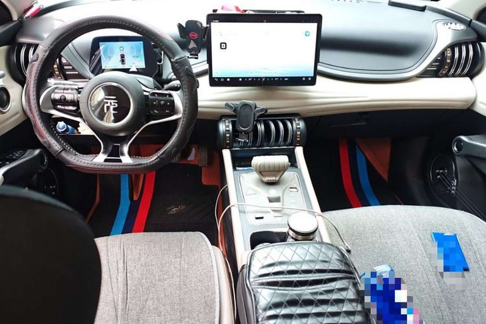 Used BYD Yuan PLUS 2023 Champion Edition 510KM Leading Model Center Console