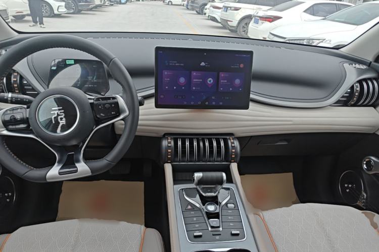 Used BYD Yuan PLUS 2023 Champion Edition 430KM Superior Model Center Console