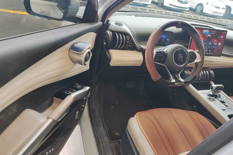 Used BYD Yuan PLUS 2023 Champion Edition 430KM Leading Model Driver Seat