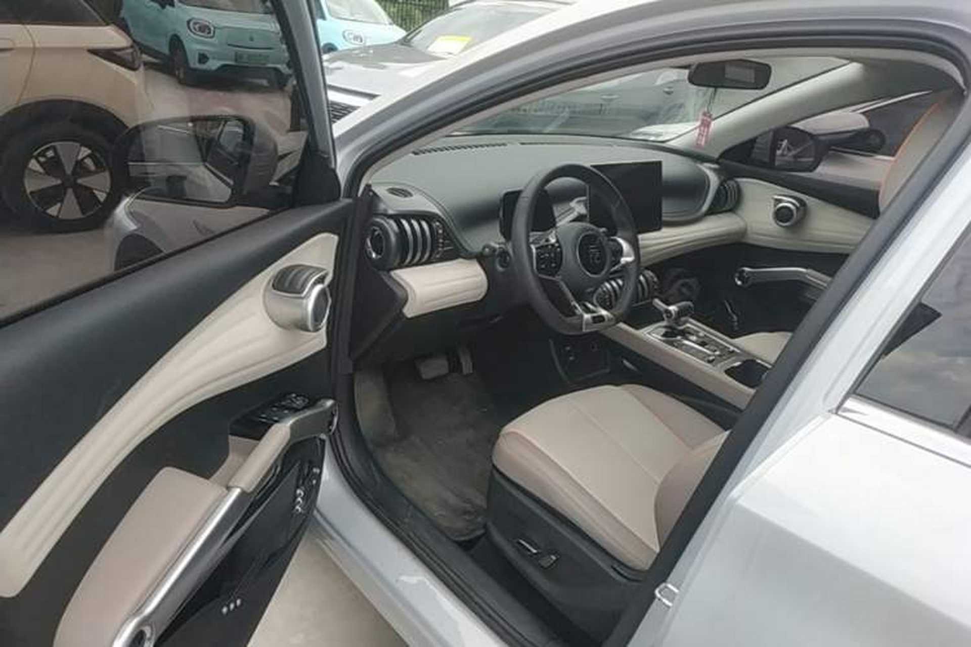 Used BYD Yuan PLUS 2023 Champion Edition 510KM Leading Model Driver Seat