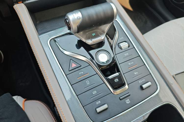 Used BYD Yuan PLUS 2023 Champion Edition 430KM Superior Model Gear Lever