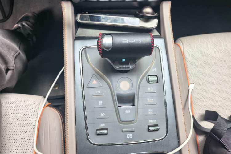 Used BYD Yuan PLUS 2023 Champion Edition 430KM Leading Model Gear Lever
