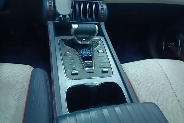 Used BYD Yuan PLUS 2023 Champion Edition 510KM Leading Model Gear Lever