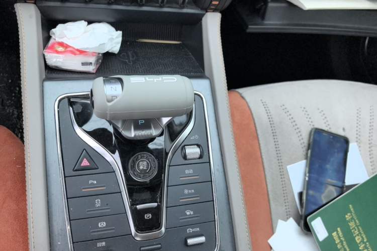 Used BYD Yuan PLUS 2023 Champion Edition 430KM Superior Model Gear Lever