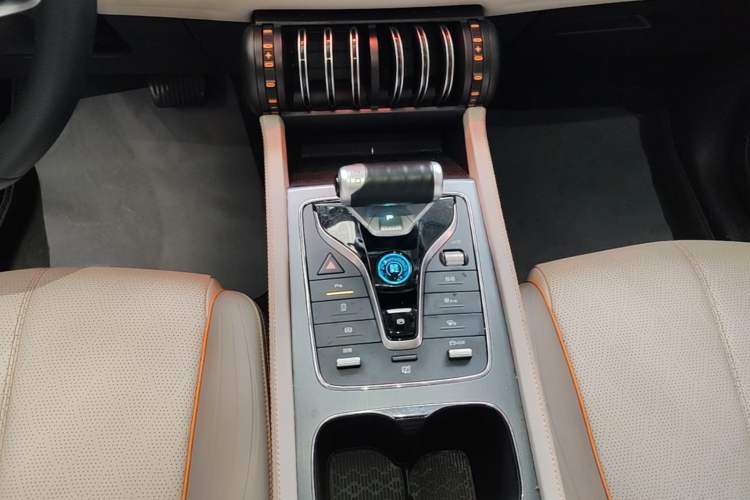 Used BYD Yuan PLUS 2023 Champion Edition 430KM Superior Model Gear Lever