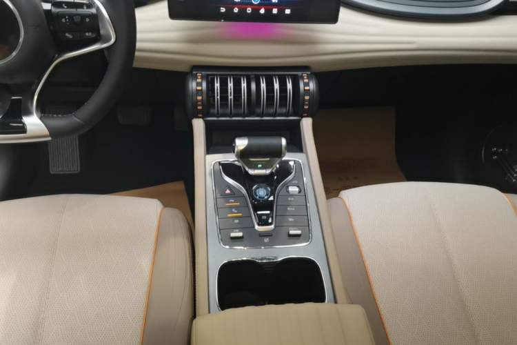 Used BYD Yuan PLUS 2023 Champion Edition 510KM Superior Model Gear Lever