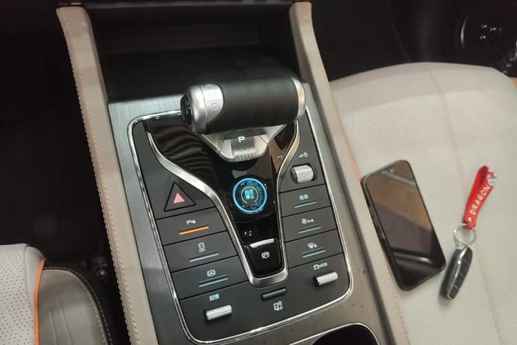 Used BYD Yuan PLUS 2023 Champion Edition 430KM Superior Model Gear Lever