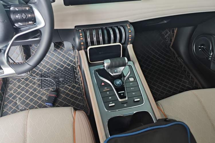 Used BYD Yuan PLUS 2023 Champion Edition 430KM Superior Model Gear Lever
