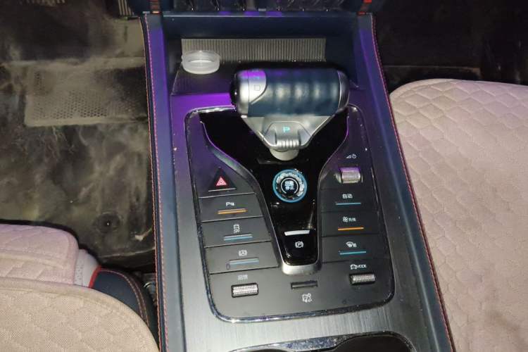 Used BYD Yuan PLUS 2023 Champion Edition 430KM Superior Model Gear Lever