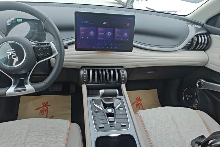 Used BYD Yuan PLUS 2023 Champion Edition 430KM Superior Model Gear Lever