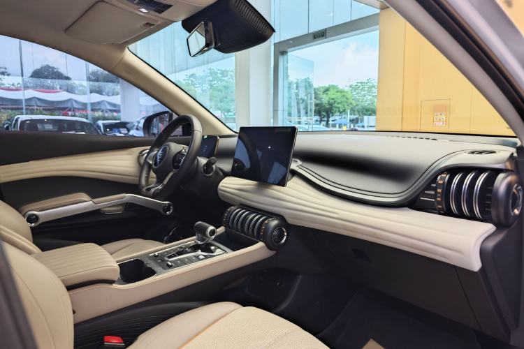 Used BYD Yuan PLUS 2023 Champion Edition 510KM Superior Model Interior 1